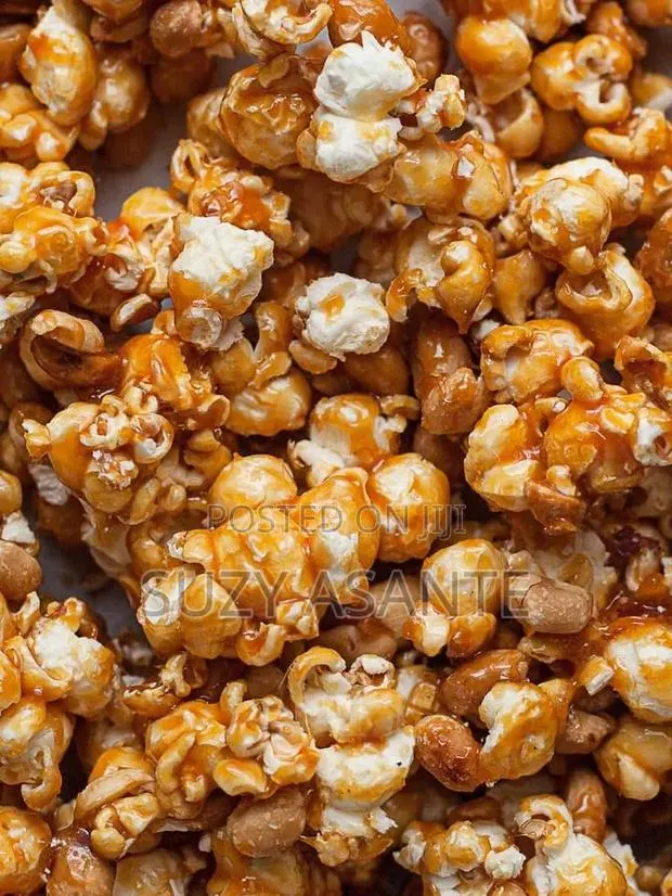 Homemade Caramel Popcorn - Crunchy Sweet Treat · Photo 1