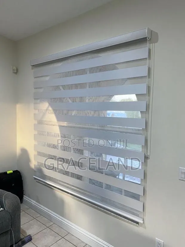 This Is Original Windows Blinders 6 Feet X 10 Feet · Photo 1
