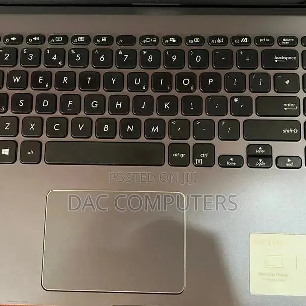 Laptop Asus Vivobook 15 8GB Intel Core i5 SSD 512GB · Photo 1