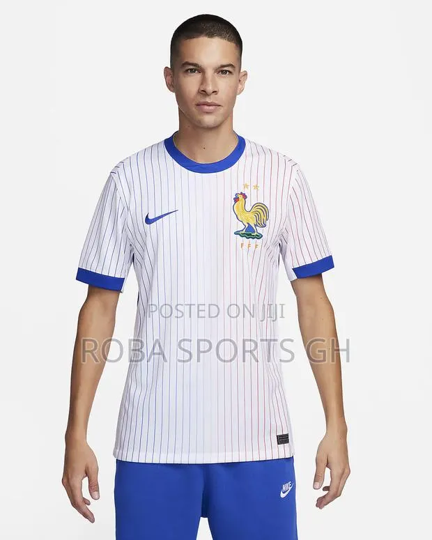 2024/25 France Away Jersey · Photo 1