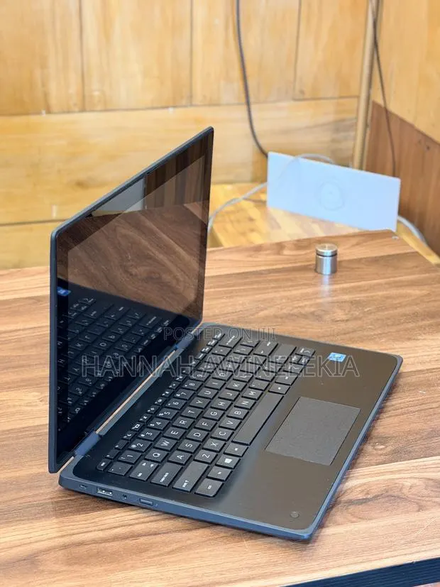 Laptop HP ProBook 11 X360 4GB Intel Pentium SSD 128GB · Photo 1