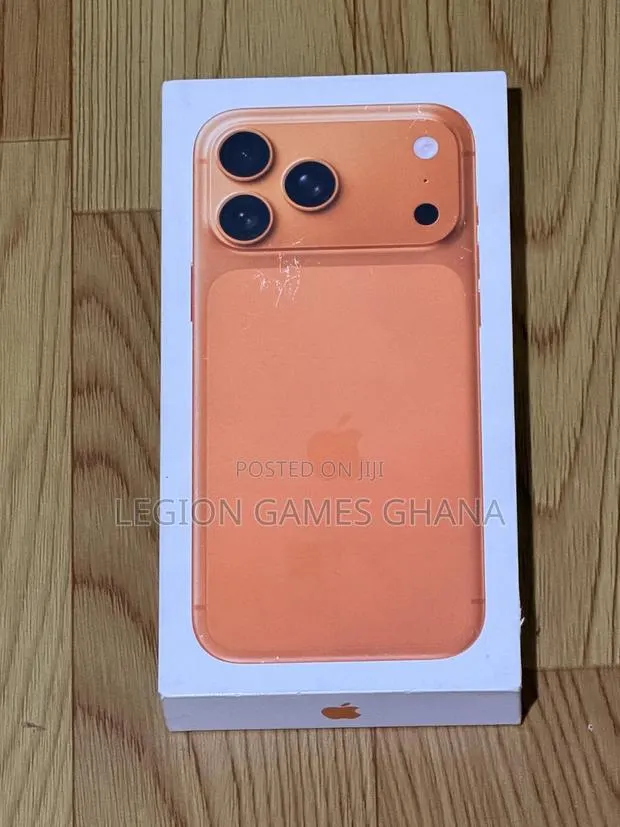 New Apple iPhone 17 Pro Max 256 GB Orange · Photo 1