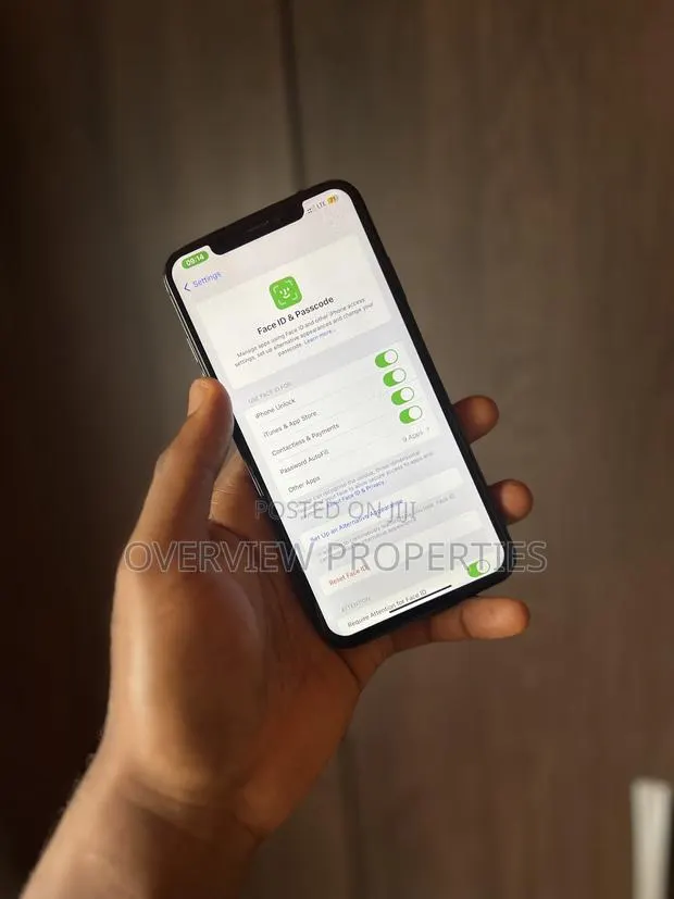 Apple iPhone XS Max 256 GB Gray · Photo 1