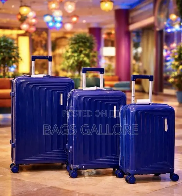 Blue Luggage · Photo 1