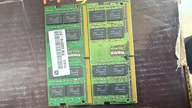 Laptop Rams · Photo 1