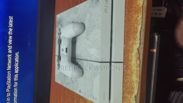 Ps4 Standard Limited Addition Very Neat With Games and Accessories · Photo 1