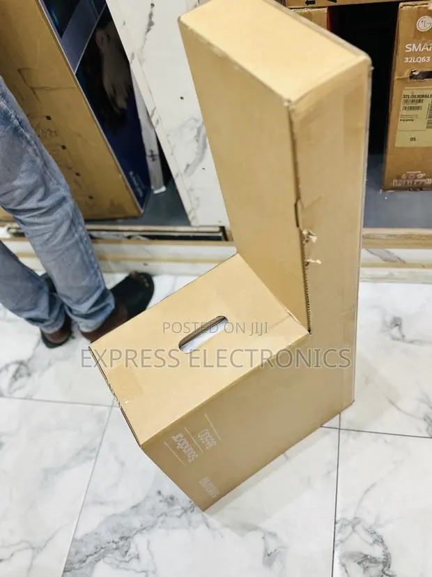 Adaptive Sound Quality Samsung B650d Soundbar · Photo 1