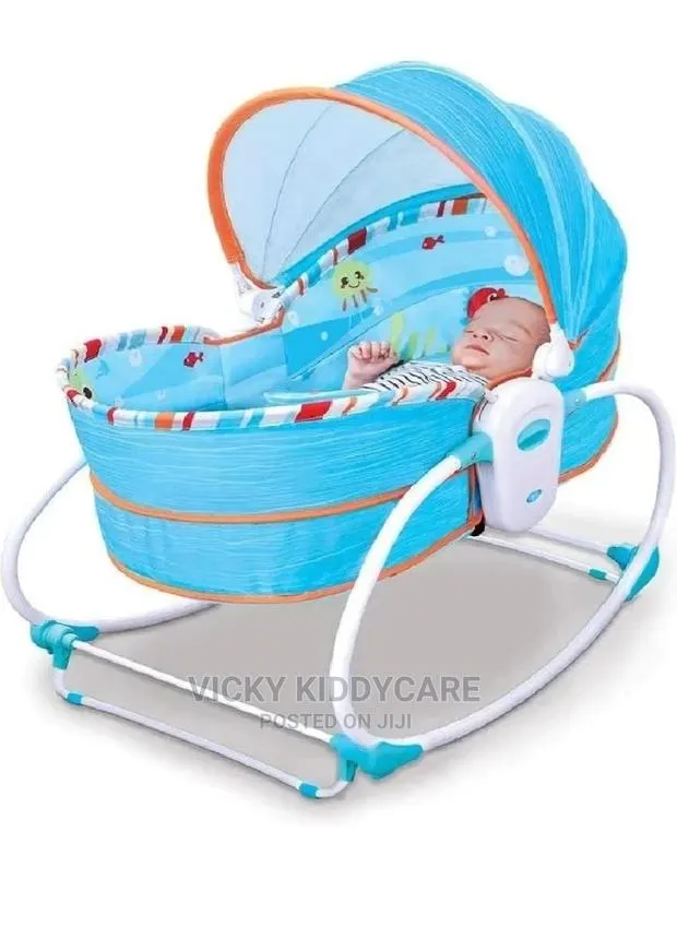 5 In 1 Baby Bassinet Bouncer With Mosquito Net · Photo 2