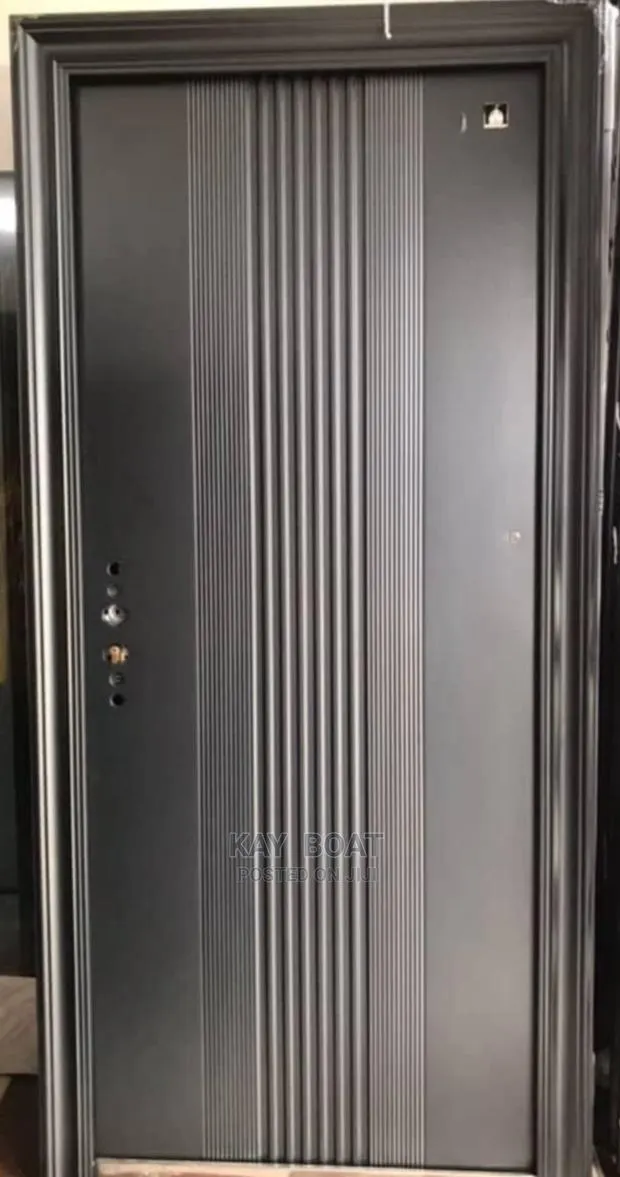 Single Door With Handle Available · Photo 1