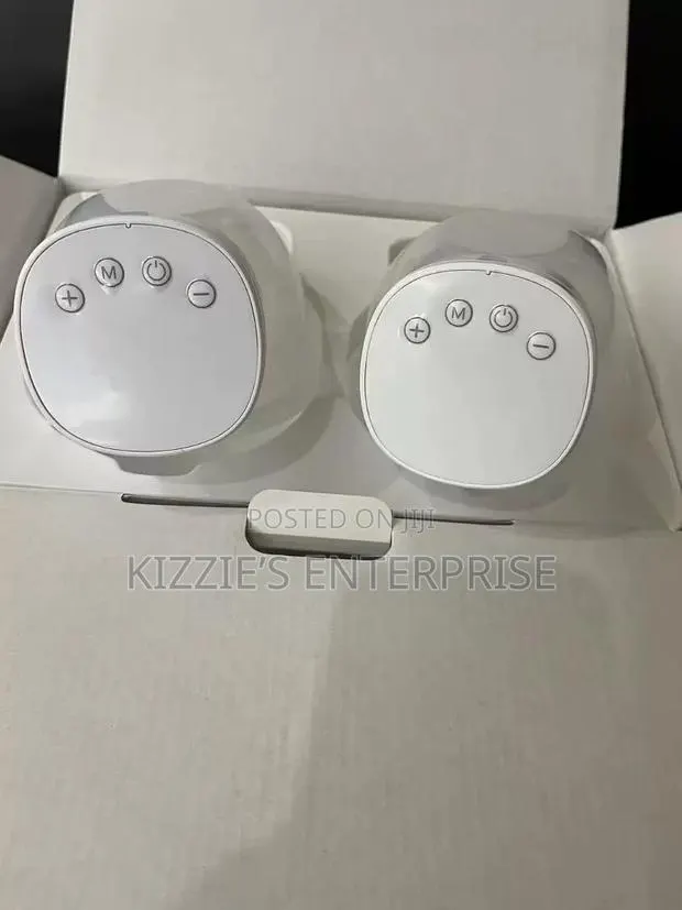 Dual Wearable Electric Breast Pump · Photo 3