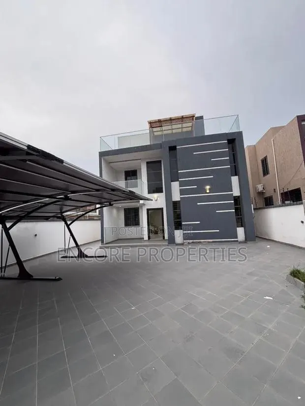 5bdrm House in East Legon for rent · Photo 1