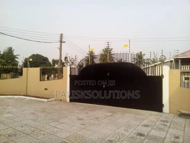 Furnished 3bdrm House in Sapieman, Amasaman for sale · Photo 1