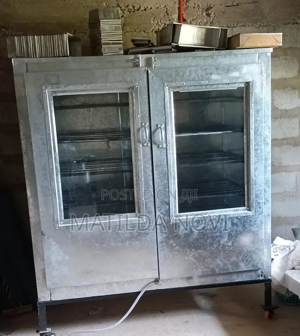 Commercial Oven · Photo 1