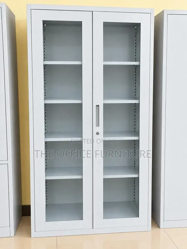 Full Glass Cabinet · Photo 1