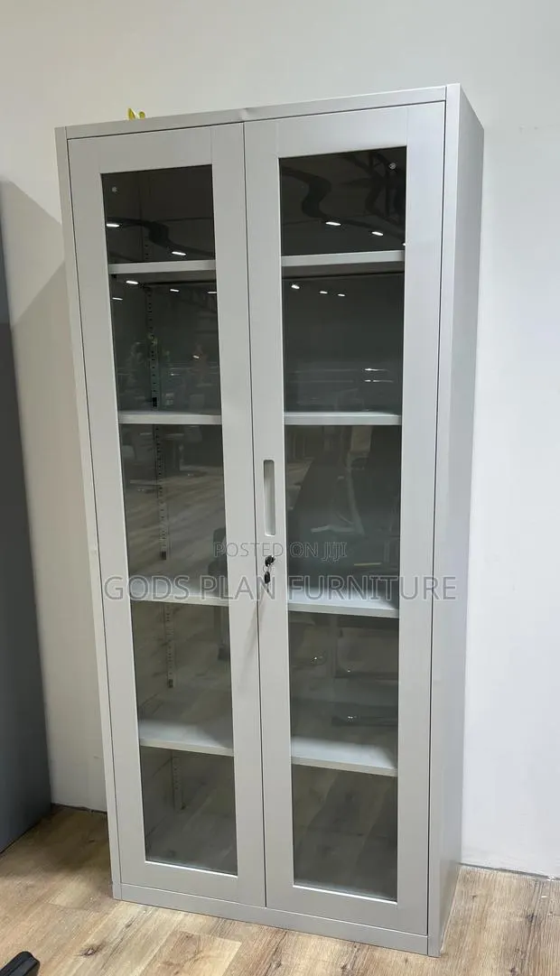 Office Cabinet W052 · Photo 1