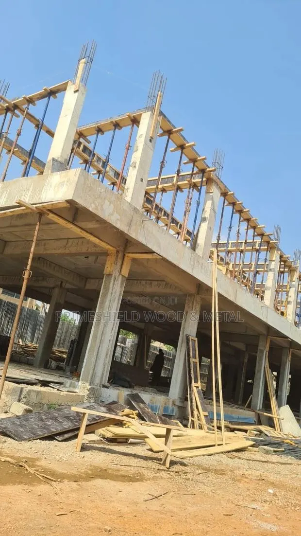 Master Carpenter in Accra · Photo 1