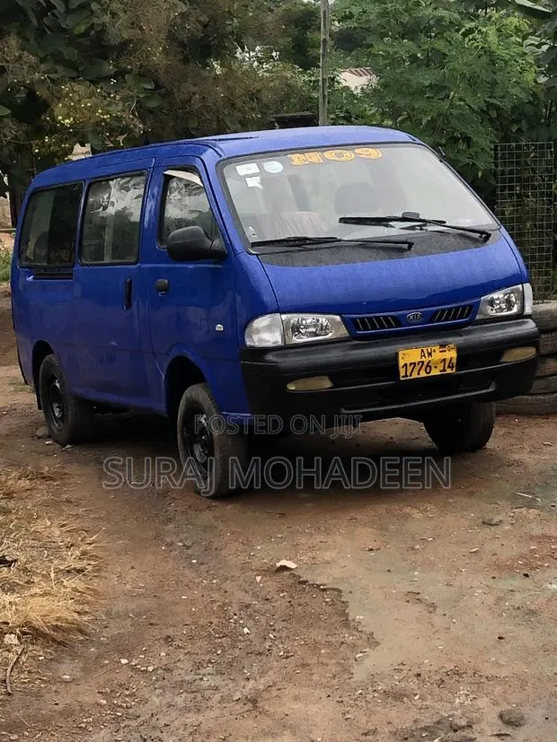 Kia Pregio 2002 Blue · Photo 1