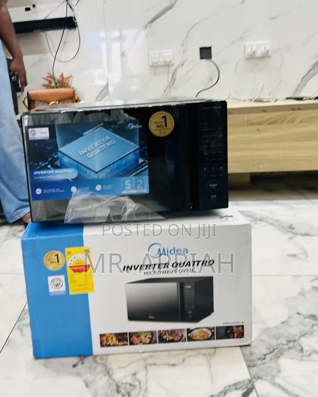 Super Classic Midea 900Watt Countertop Microwave(Glass)30L · Photo 1