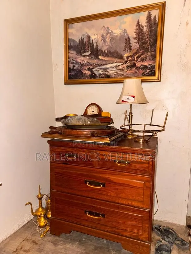 Antique Wardrobe and Picture Frame · Photo 1