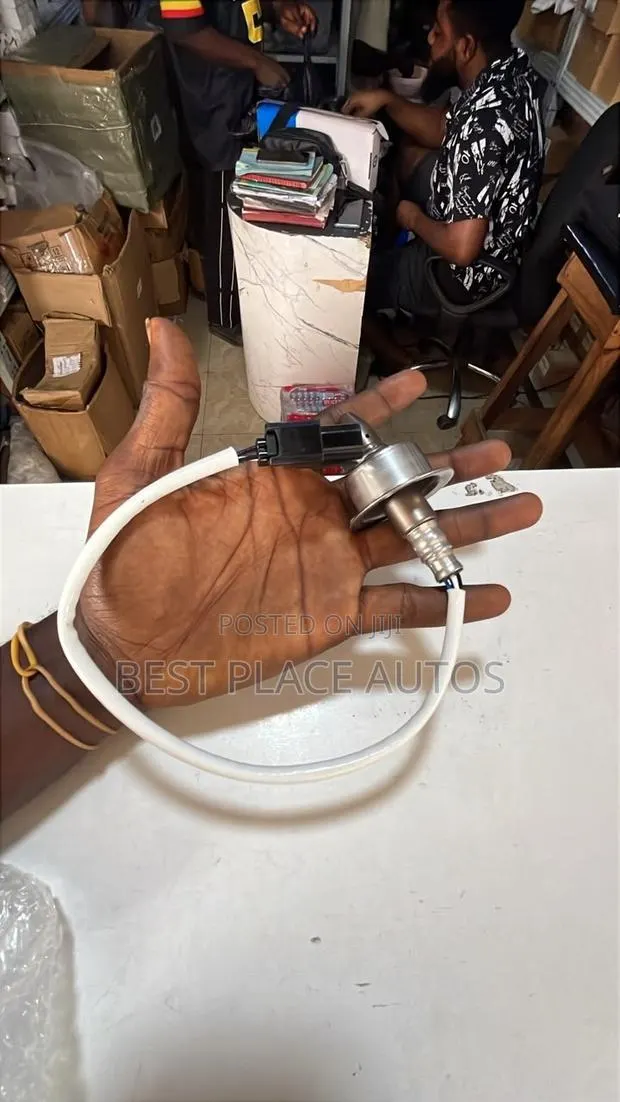 Honda Civic 2018 Exhaust Sensor · Photo 1