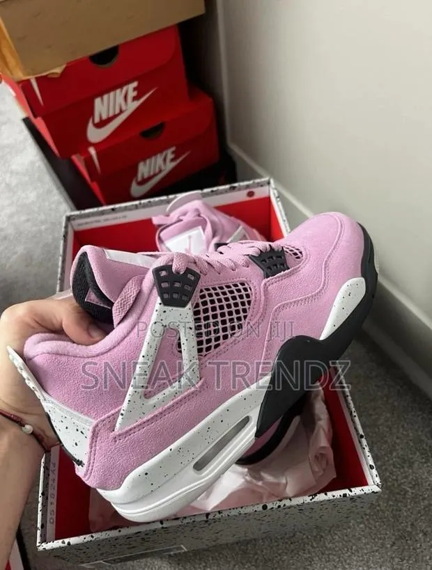 Air Jordan R4 Orchid Pink · Photo 1
