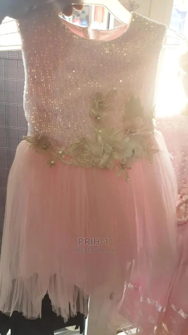 Kids Party Dress · Photo 1
