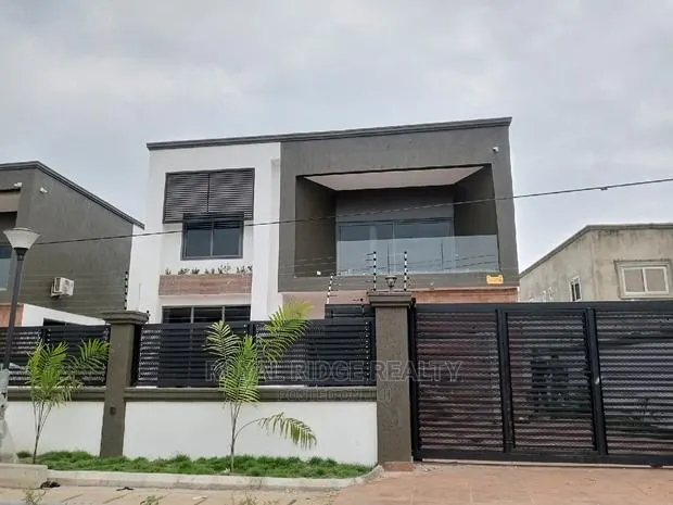 4bdrm Duplex in Tseaddo, Accra Metropolitan for sale · Photo 1