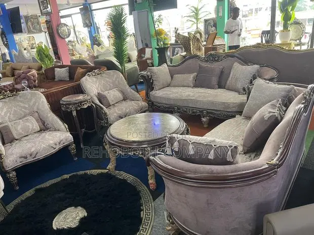 Quality Executive Antique Furniture Set · Photo 1
