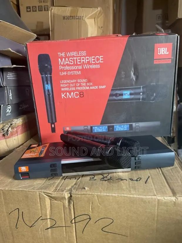 JBL Kmc8 Dual Wireless Handheld Microphone Set · Photo 1