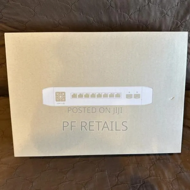 Ubiquiti Unifi Usw-Pro-8-Poe(Ubiquiti 8 Port Switch) · Photo 1