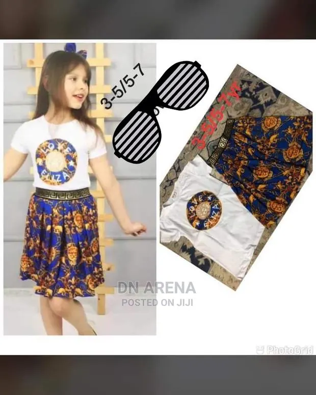 Girl's Fashion Clothing Set · Photo 1