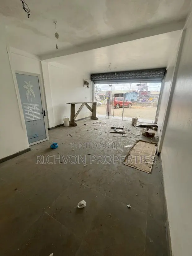 Shop for Rent at Spintex Texpo Market · Photo 2