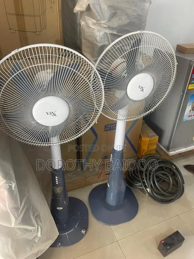 Chargeable Fan to Suit Your Dumsor · Photo 1
