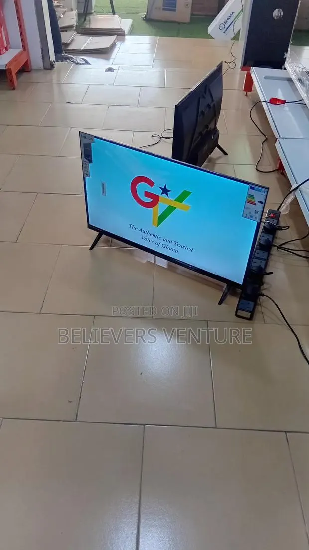 Asano 32” Pure Display 32" Smart Tv · Photo 1