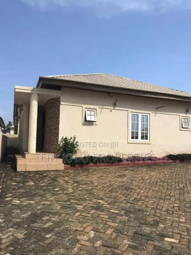3bdrm House in K-Boat, Dome for sale · Photo 1