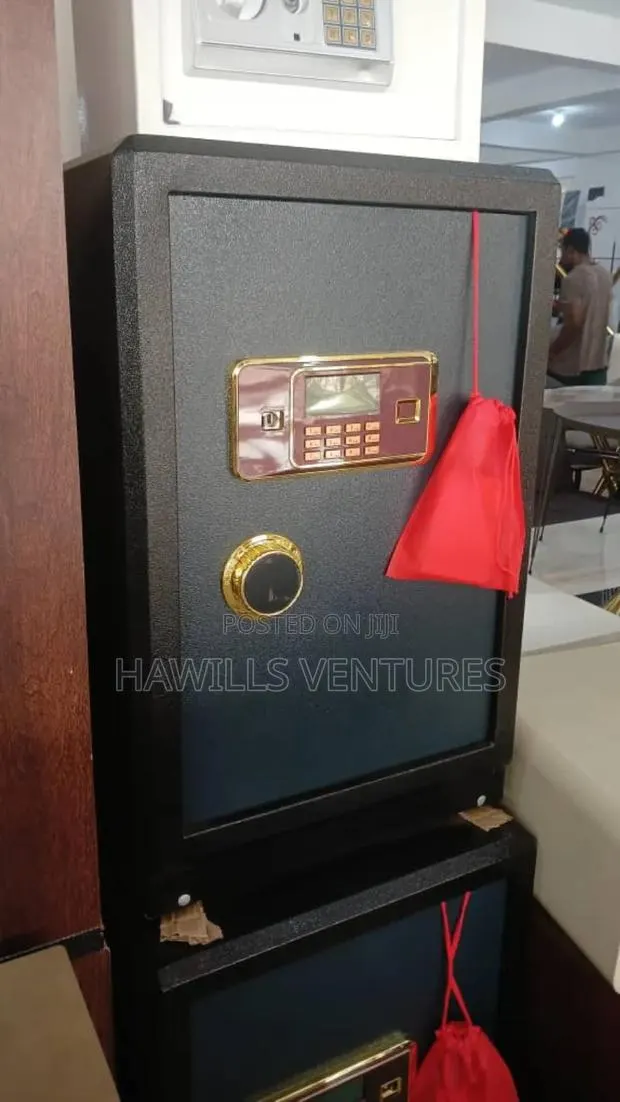 Digital Safe Box Designed For Securing Valuable · Photo 1