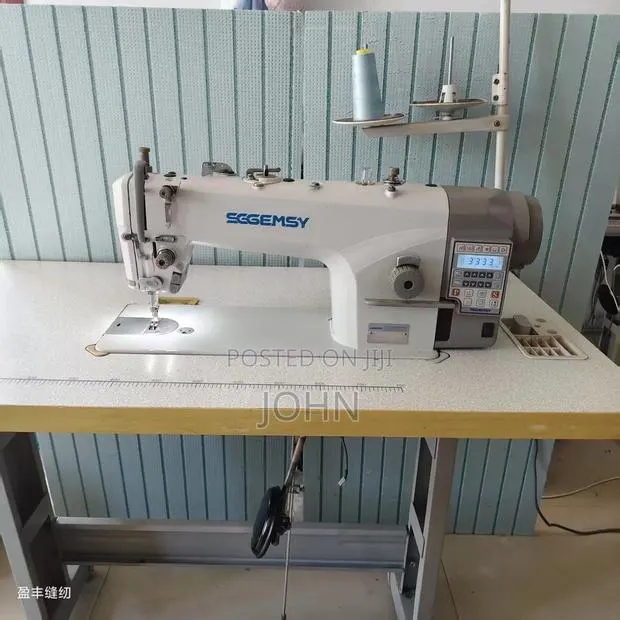 Sggemsy Industrial Sewing Machine · Photo 1