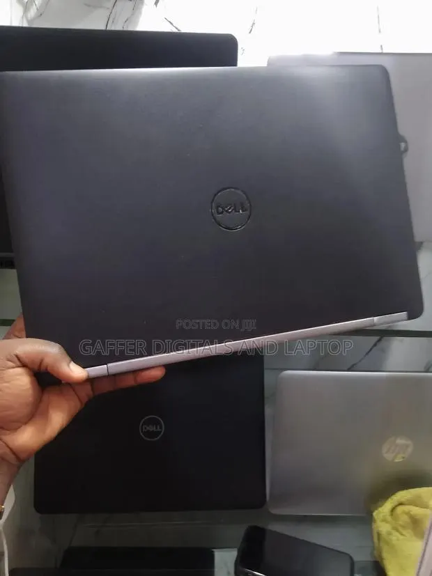 New Laptop Dell Latitude 7480 8GB Intel Core i5 HDD 256GB · Photo 1
