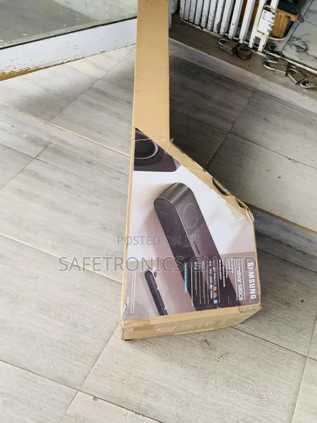 Samsung S80CB Electric 3.1.2ch Bluetooth 330W Soundbar · Photo 1