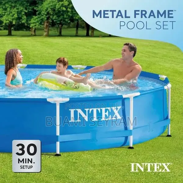 12ft by 3ft Swimming Pool Intex · Photo 1