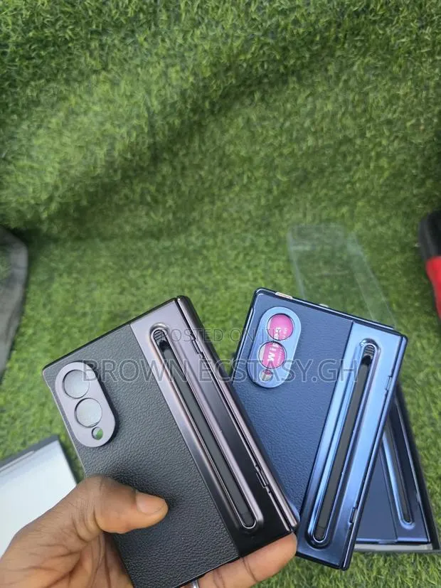 Galaxy Z Fold 7/Fold8/Fold8 Ultra All-Round Protection Case With S Pen · Photo 1