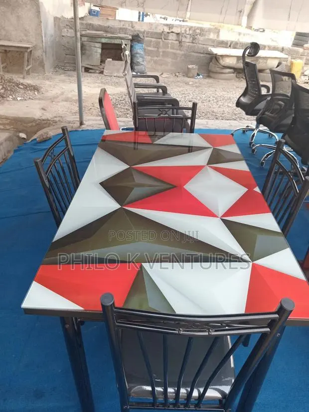 Pub Dinner Table and Chair · Photo 1