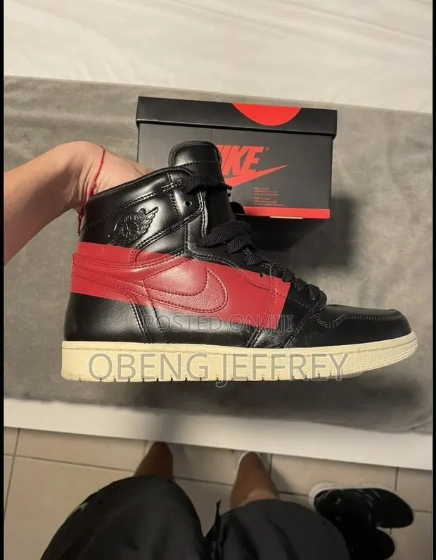 Original Air Jordan 1 Retro High Defiant Couture · Photo 1