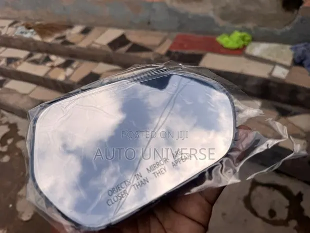 Corolla 2020, 2021, 2022, 2023 Mirror Glass Available · Photo 1