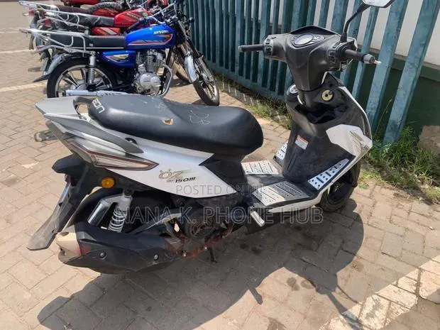 Kymco 2008 White · Photo 1