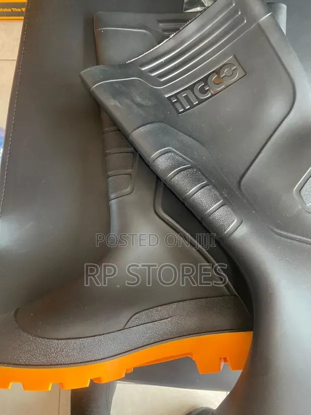Rain Boots · Photo 1