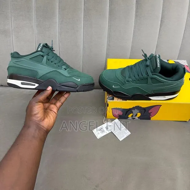 Air Jordan 4 X Nigel Sylvester "Fence Green" Sneakers(Loc:Adum Kumasi) · Photo 1