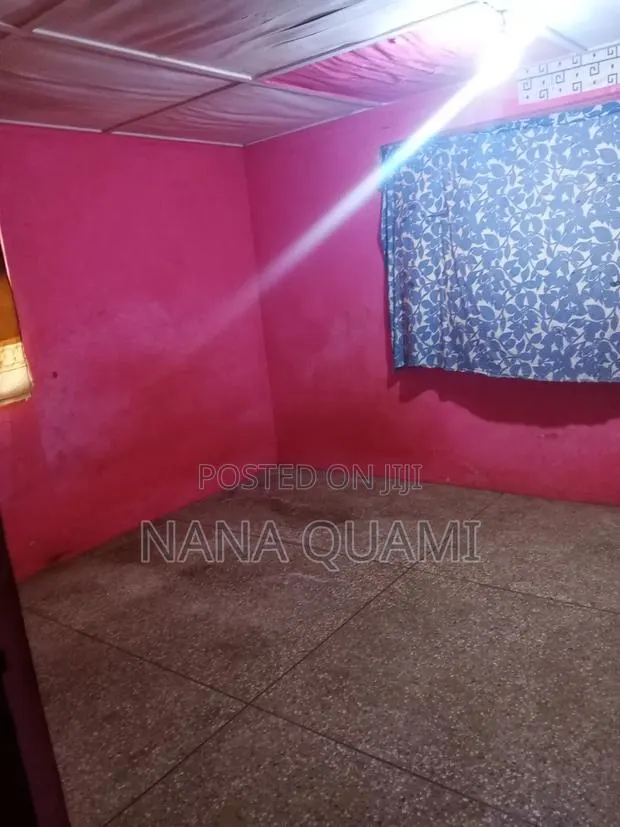 1bdrm Room & Parlour in Abokobi for rent · Photo 1