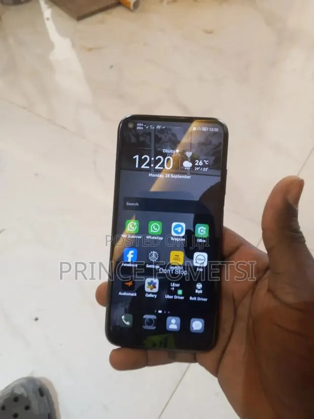 Huawei nova 7i 128 GB Green · Photo 1