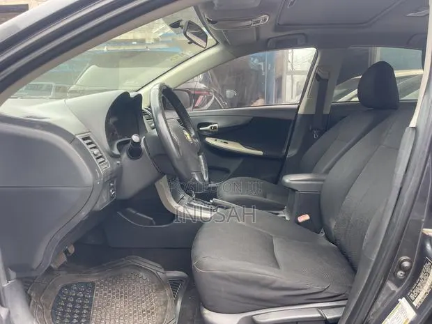 Toyota Corolla S 4dr Sedan (1.8L 4cyl 4A) 2010 Gray · Photo 1